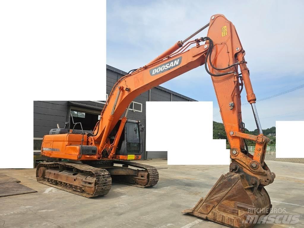 Doosan DX 300 LC-3 Raupenbagger