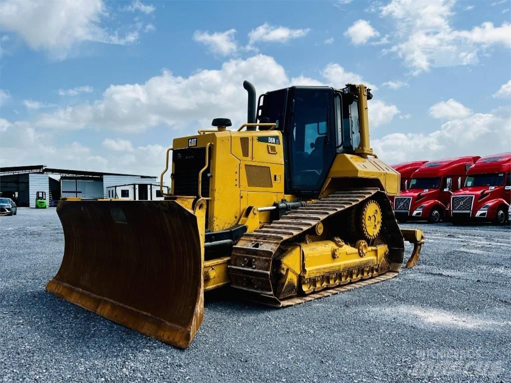 CAT D 6 N XL Bulldozer