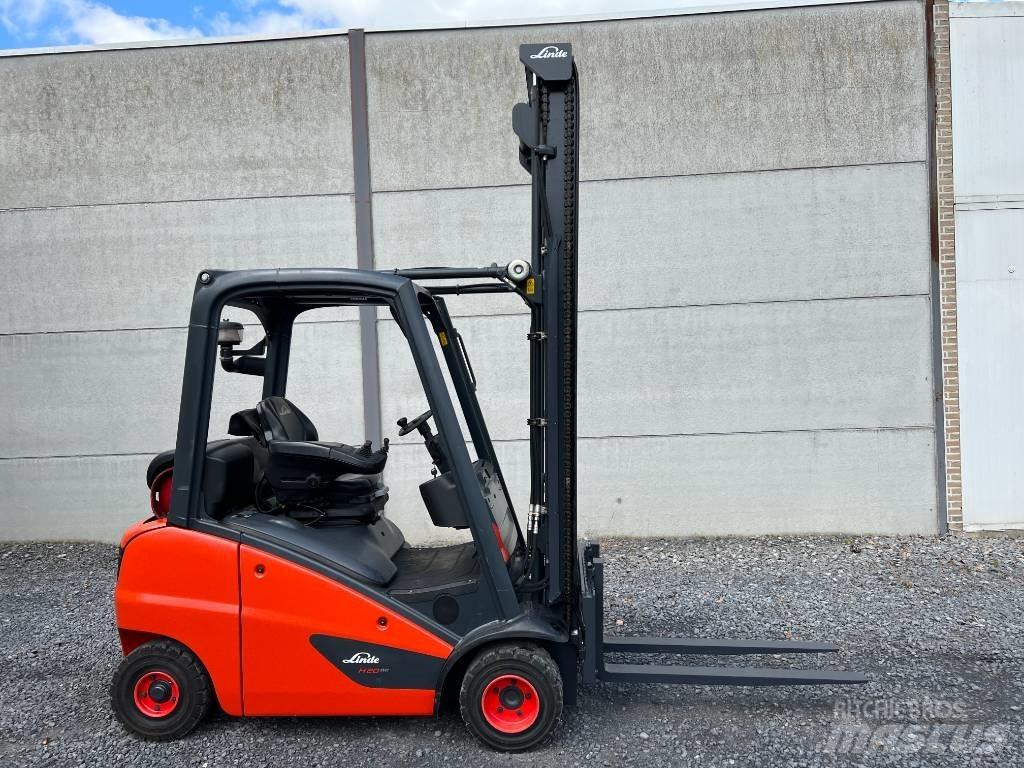 Linde H20T-01 Gas Stapler