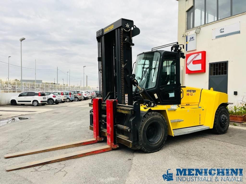 Hyster H16XM-12 Diesel Stapler