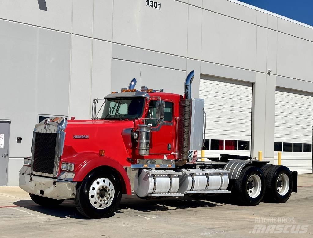 Kenworth W 900 Sattelzugmaschinen