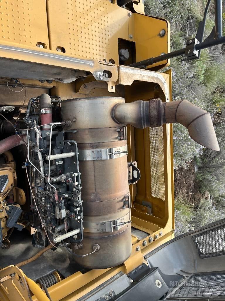 CAT 329 E Raupenbagger
