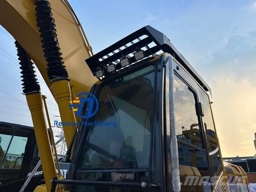 Komatsu PC 220-8 Raupenbagger