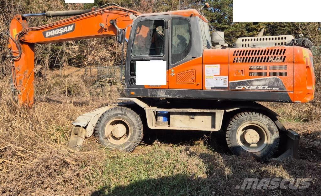 Doosan DX 210 W Mobilbagger