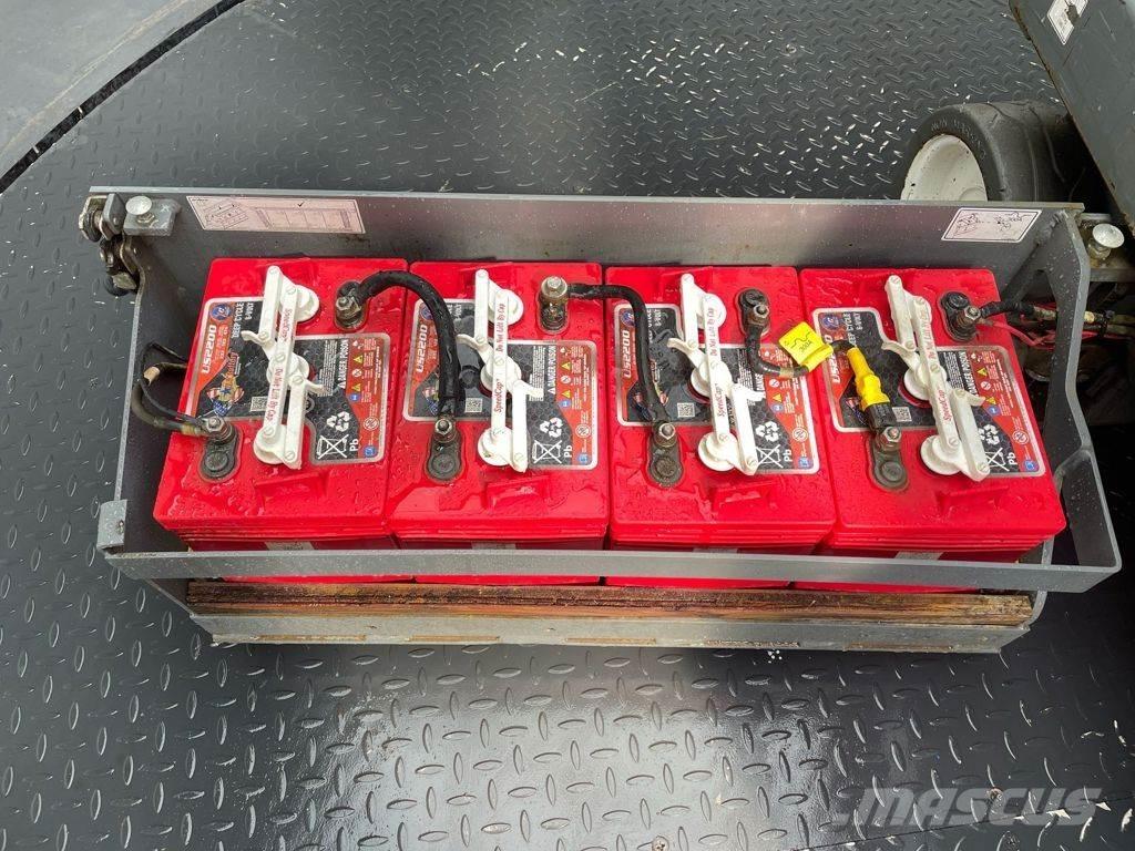 SkyJack SJ3219 Scheren-Arbeitsbühnen