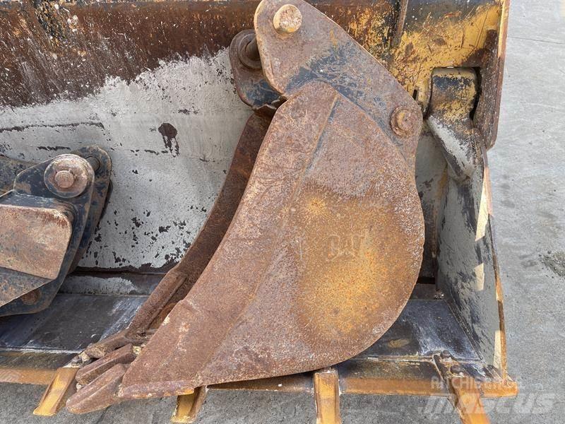 CAT 428 F Baggerlader