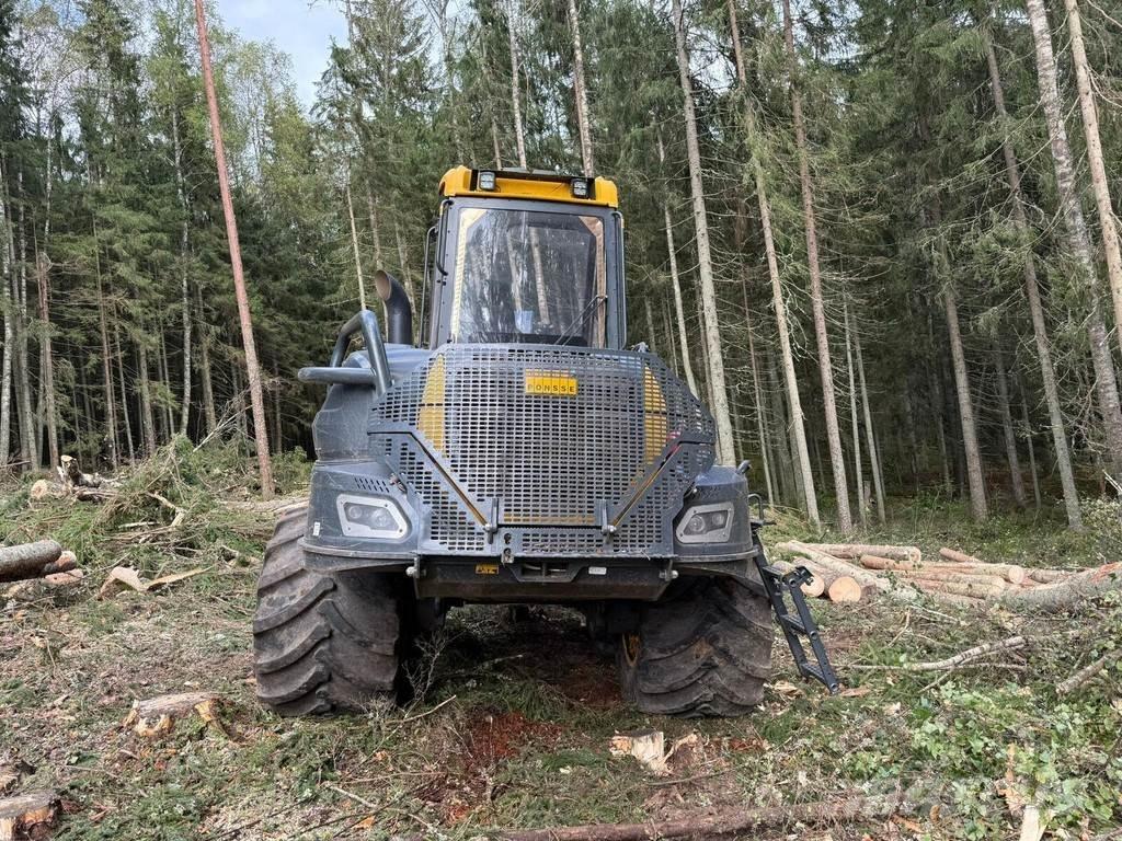 Ponsse Ergo 8W Harvester