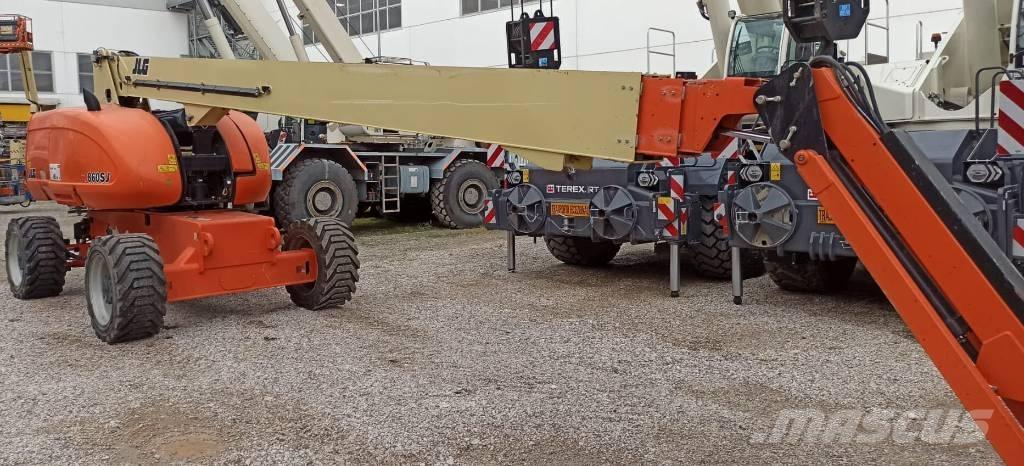 JLG 860 SJ Teleskopbühnen