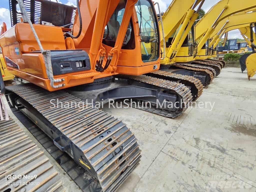 Doosan 225-7 Raupenbagger
