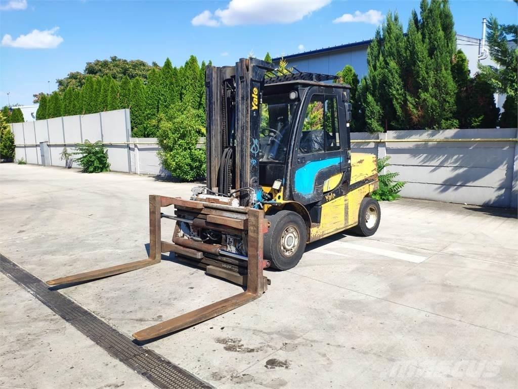 Yale GDP50VX Diesel Stapler