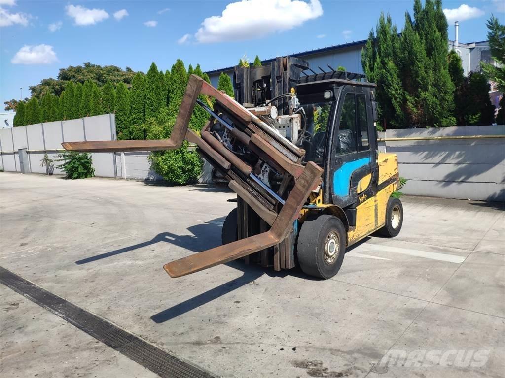 Yale GDP50VX Diesel Stapler