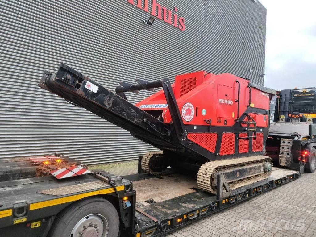 Red Rhino 7000 Mobile Brecher