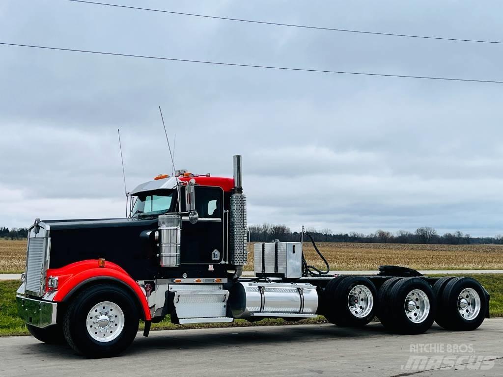 Kenworth W 900 Sattelzugmaschinen