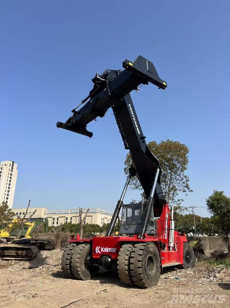 Kalmar DRT 450 Reach-Stacker