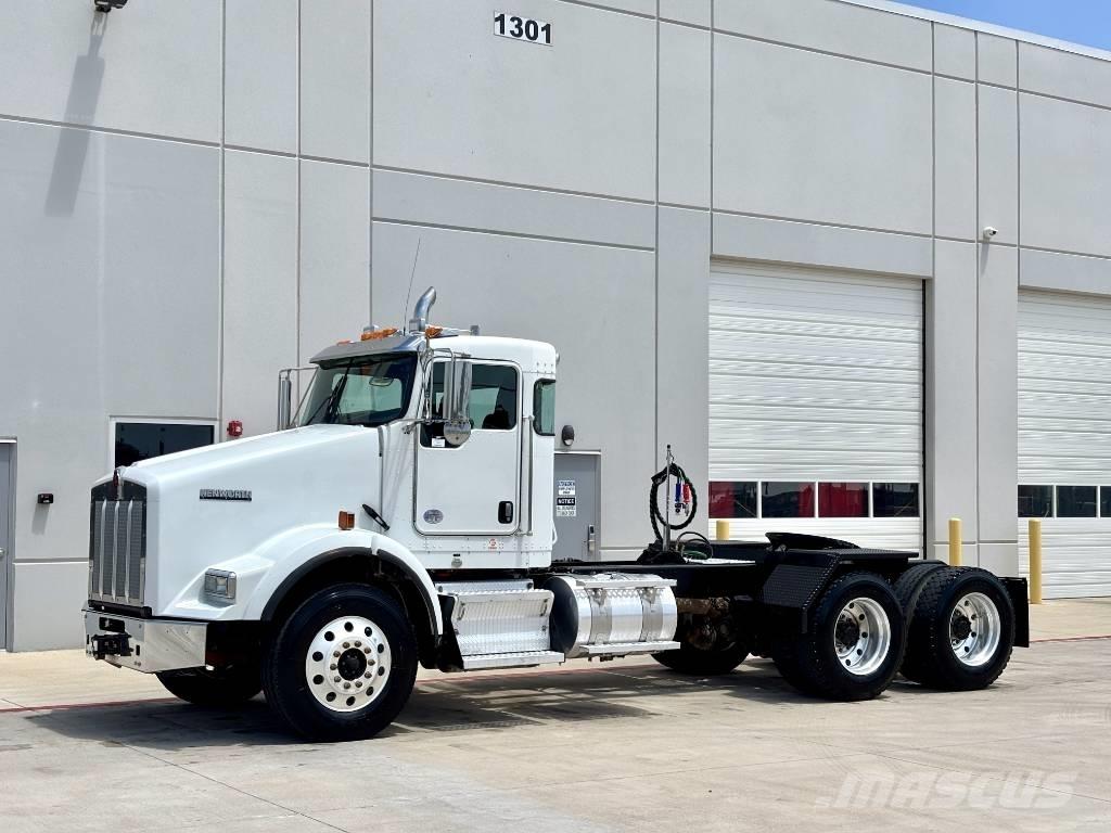 Kenworth T 800 Sattelzugmaschinen