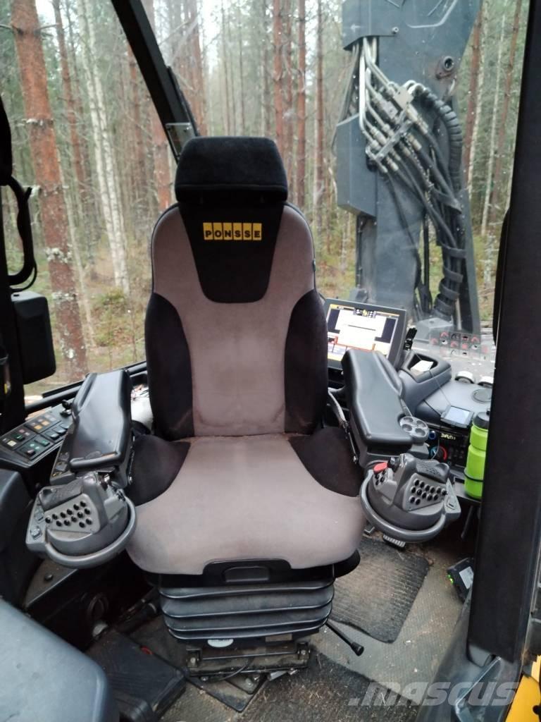 Ponsse Fox Harvester