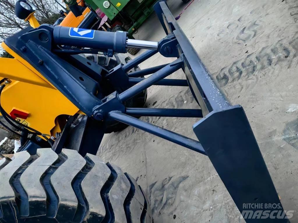 XCMG GR 2153 Grader