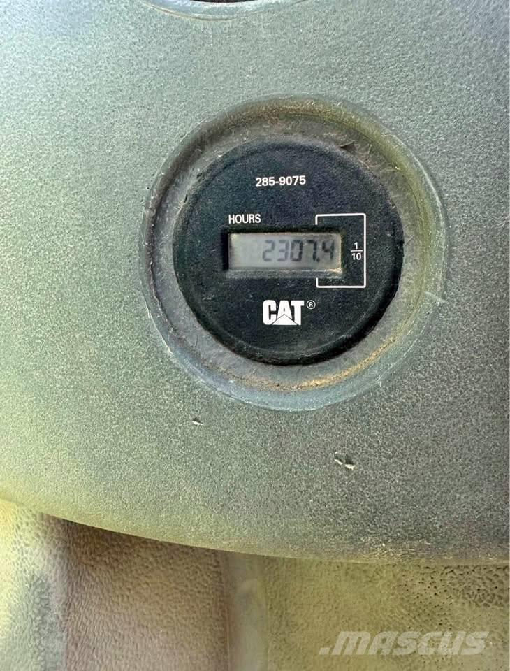 CAT 420 D IT Baggerlader