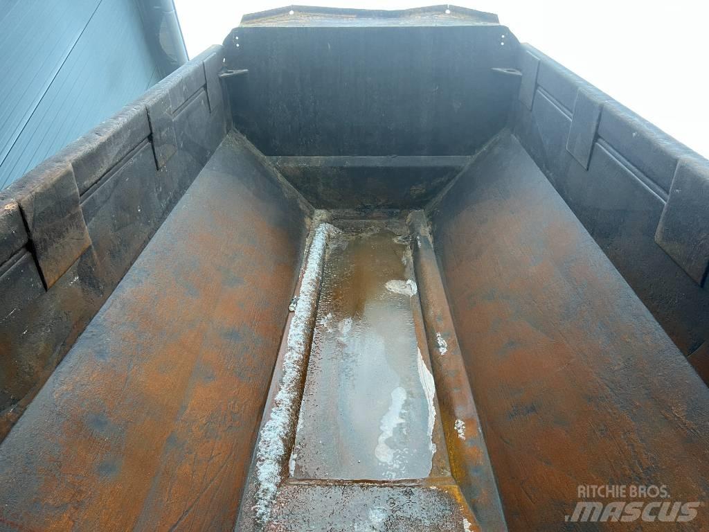 Volvo A30F Dumper - Knickgelenk