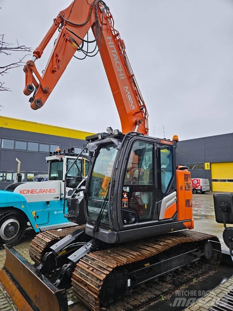 Hitachi ZX 135 US-7 Raupenbagger