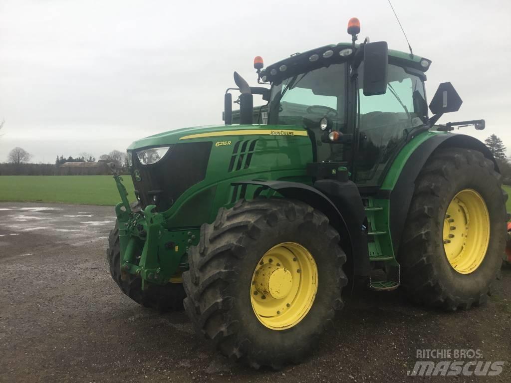 John Deere 6215 R Traktoren