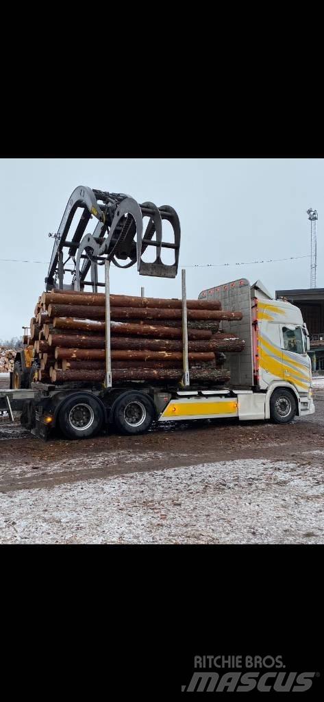 Scania R 650 Holzfahrzeuge