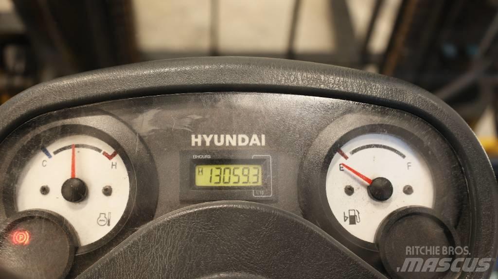 Hyundai 25 D-7 E Diesel Stapler