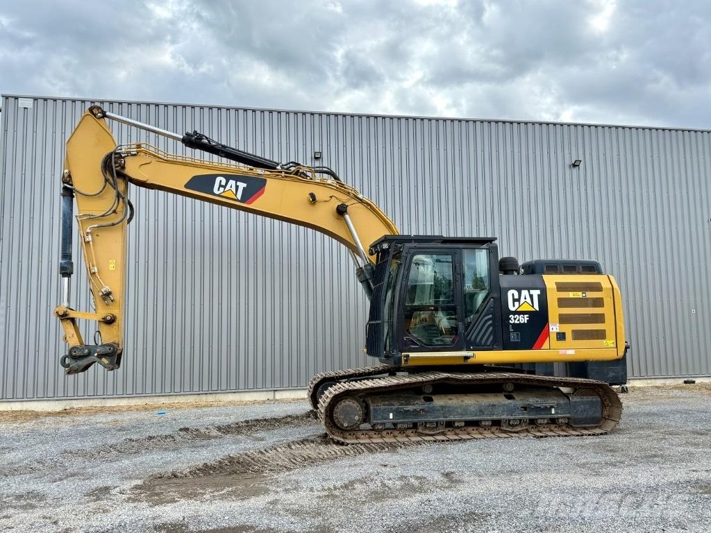 CAT 326 F L Raupenbagger