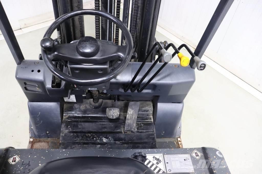 TCM FB25-7 Elektro Stapler