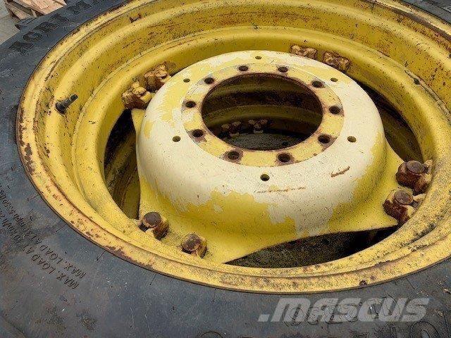  270/95R36 Reifen