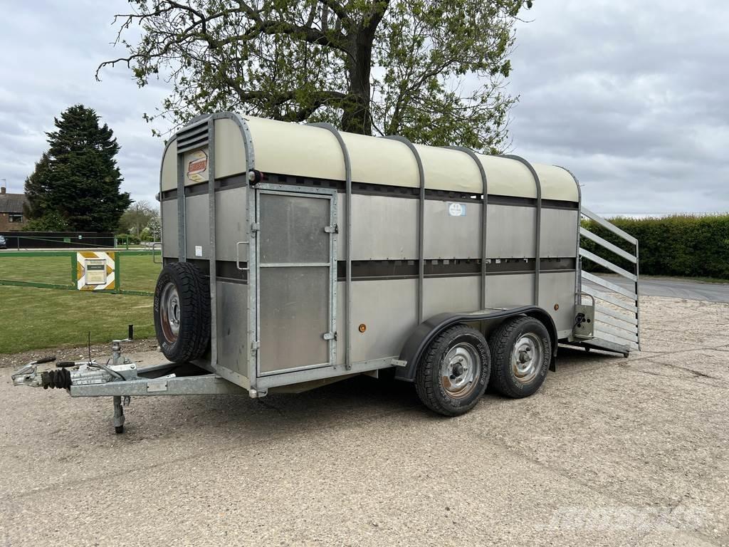 Bateson 48LT Düngemittelverteiler