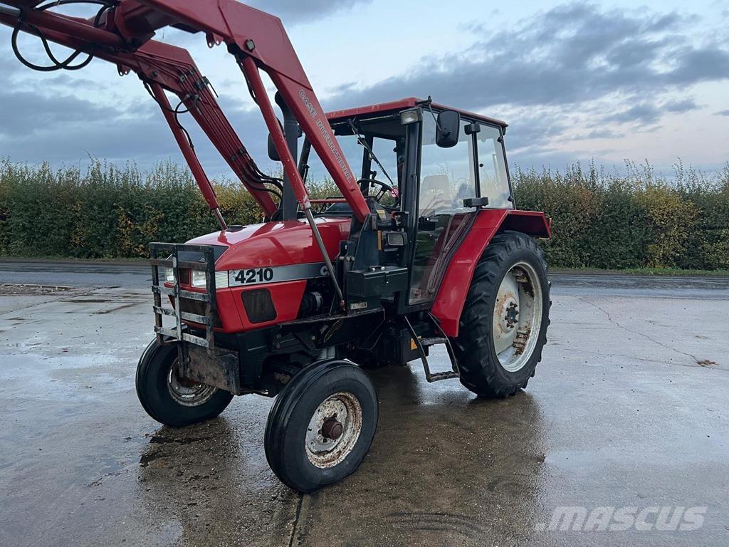 CASE 4210 Traktoren