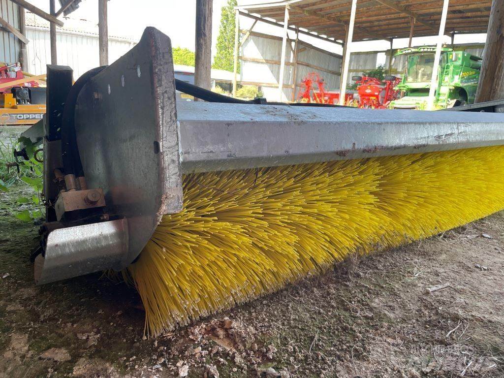 Cherry BS-80 Teleskoplader für Landwirtschaft