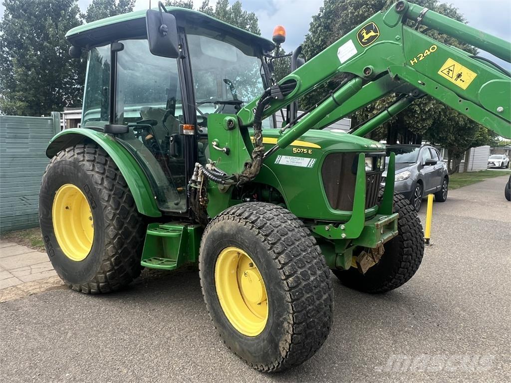 John Deere 5075E Traktoren