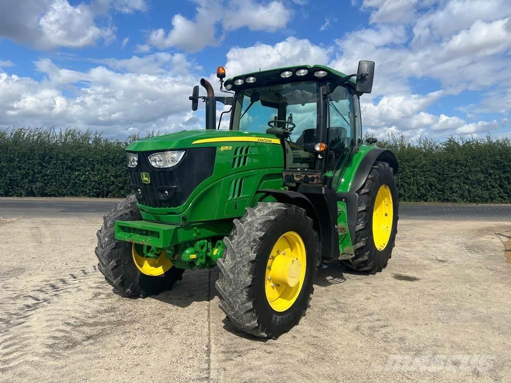 John Deere 6135R Traktoren
