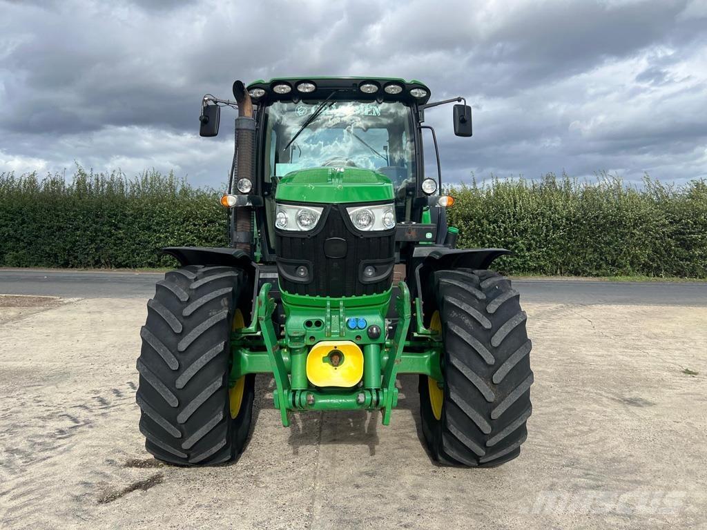 John Deere 6150R Traktoren