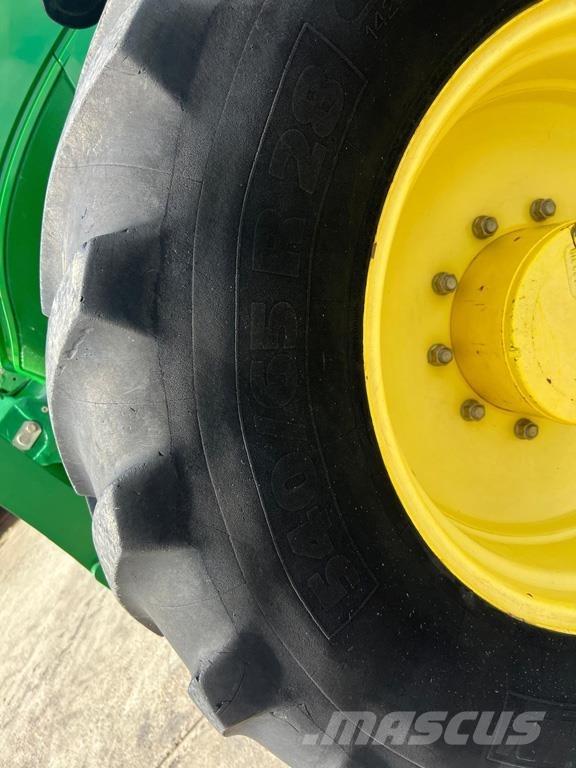 John Deere 6150R Traktoren