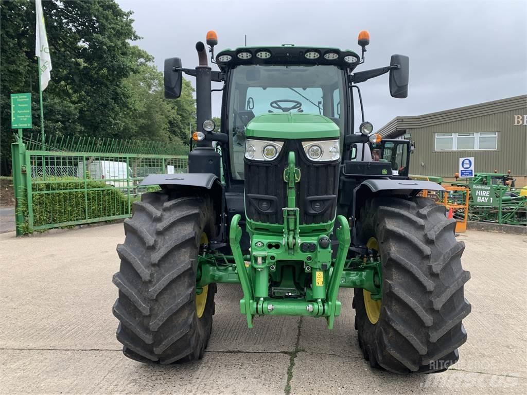 John Deere 6R215 Sonstige Landmaschinen