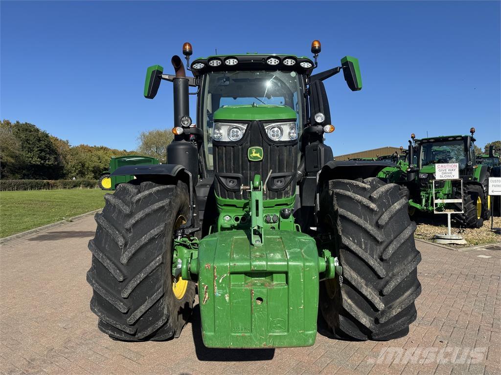John Deere 6R250 Traktoren