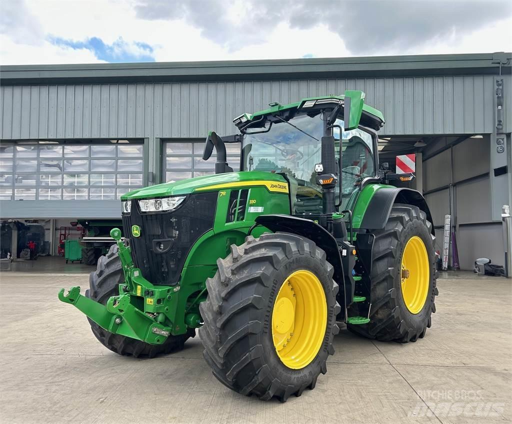 John Deere 7R330 Traktoren