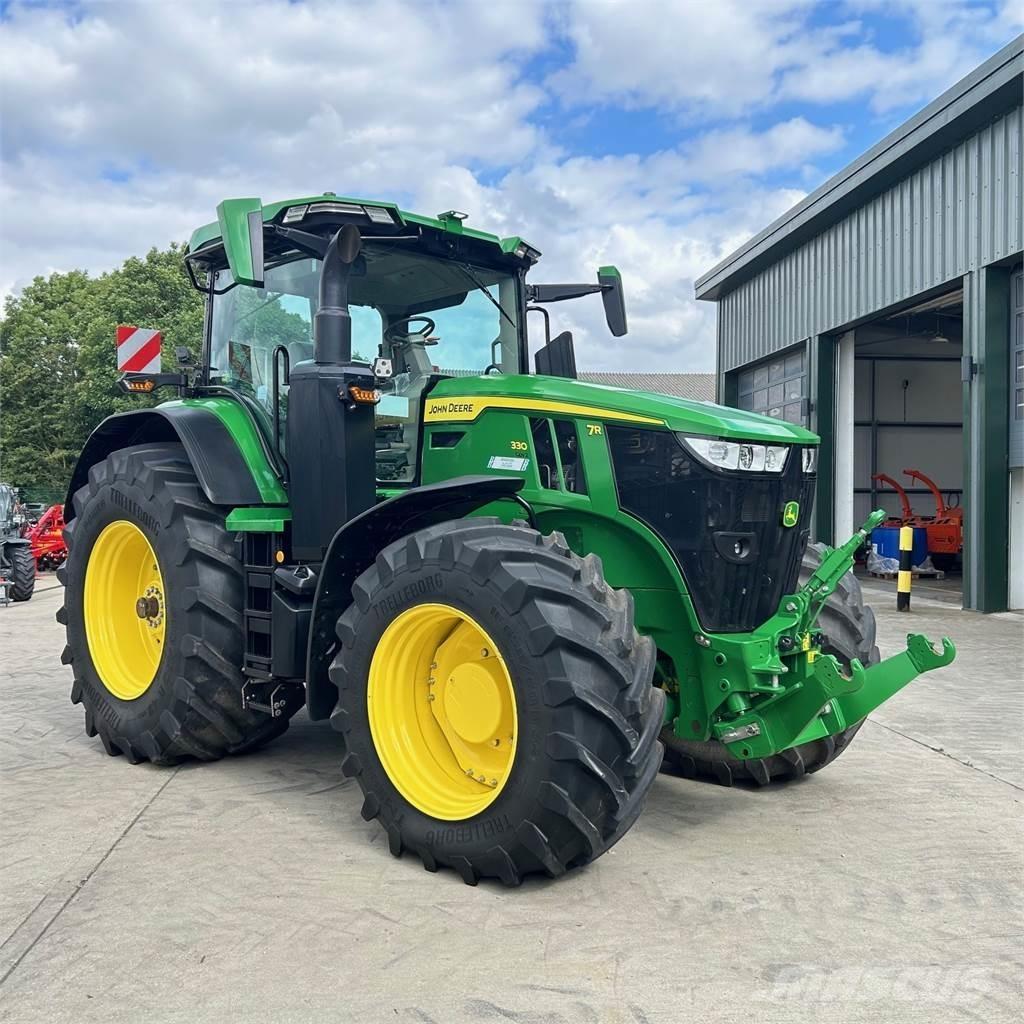 John Deere 7R330 Traktoren