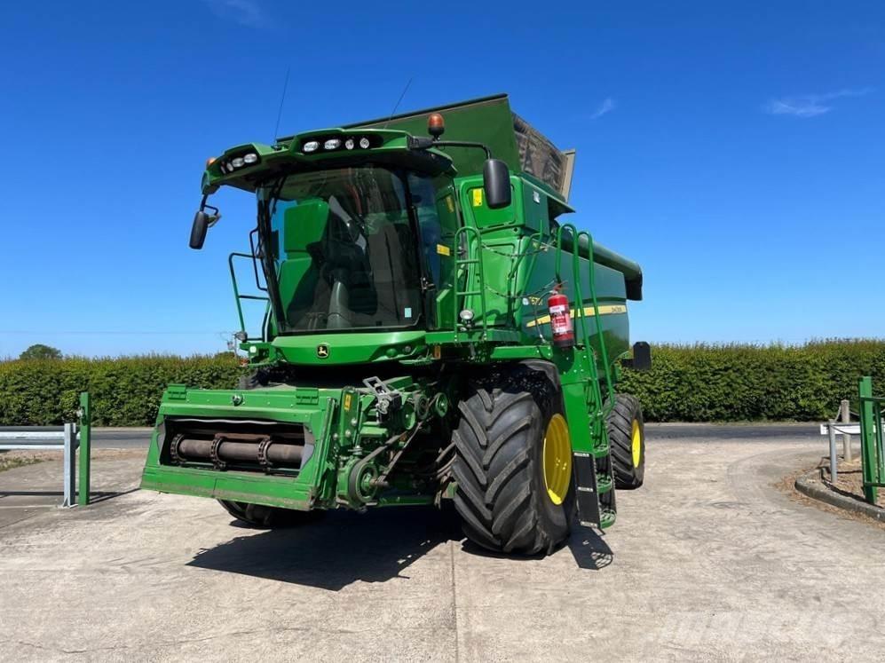John Deere T670HM Mähdrescher