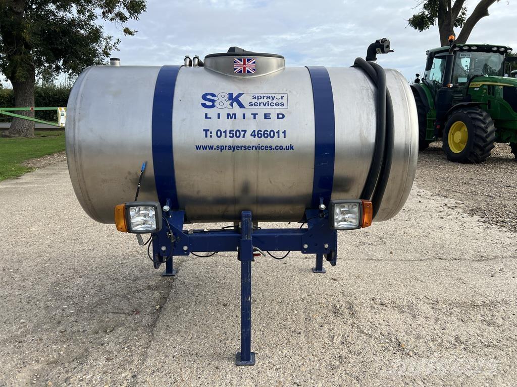  NITRO BAR Mineraldüngerstreuer