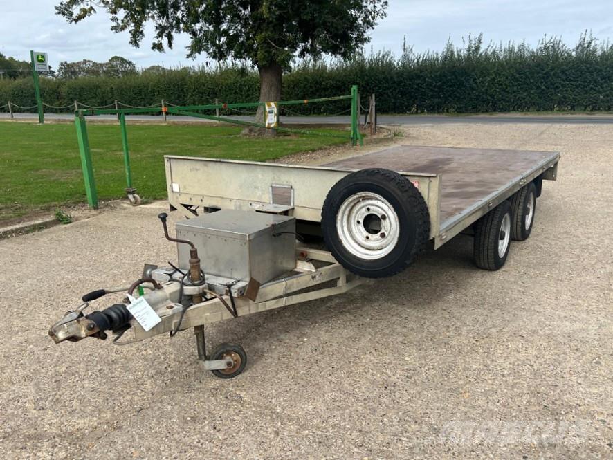 RICHARDSON  Düngemittelverteiler