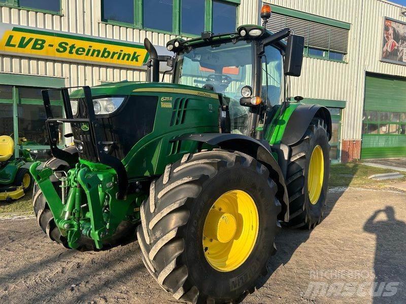 John Deere 6215R Traktoren