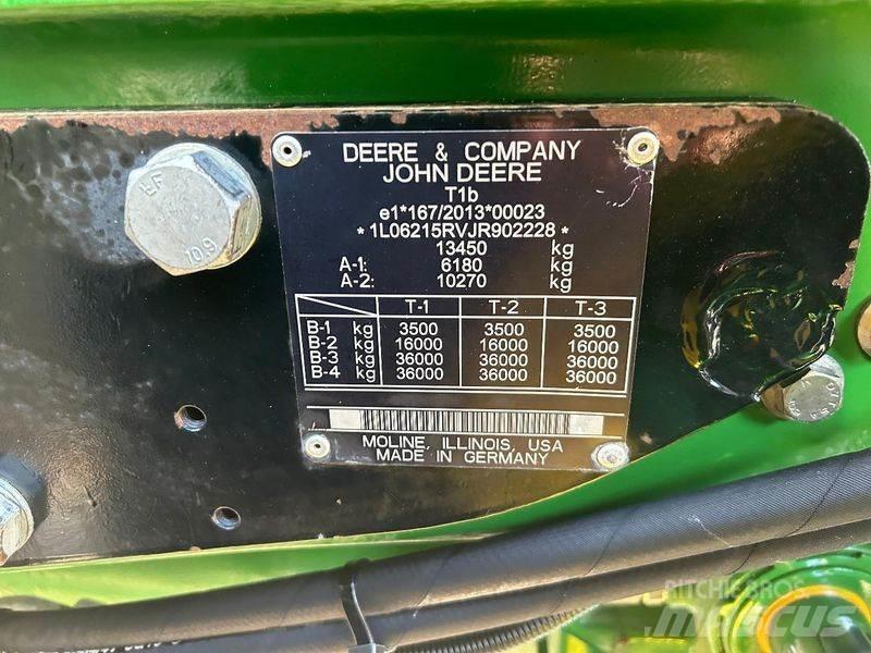 John Deere 6215R Traktoren