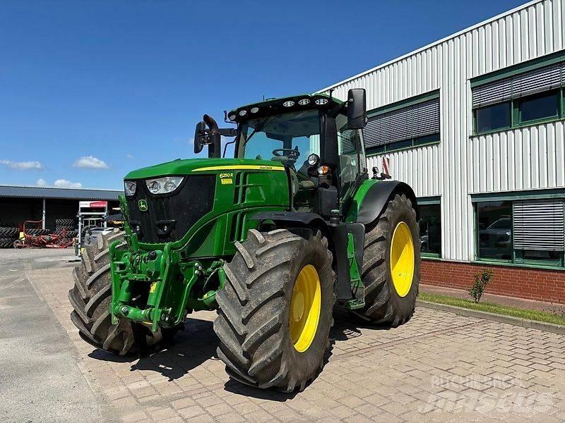 John Deere 6250R Traktoren