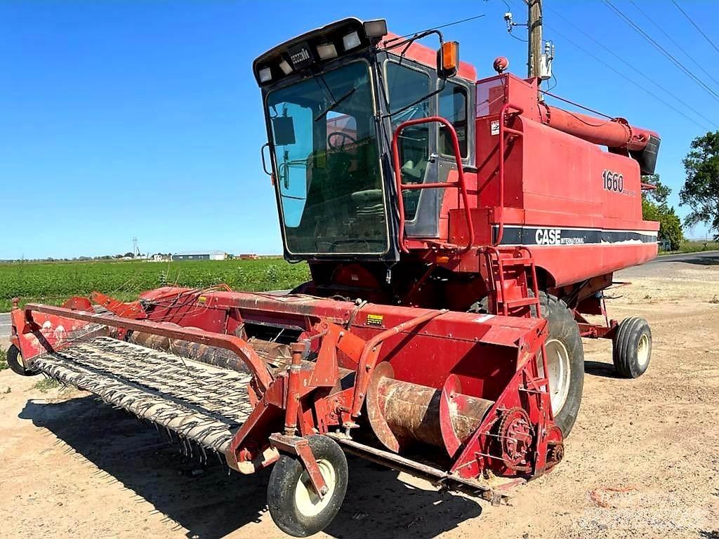 Case IH 1660 Mähdrescher