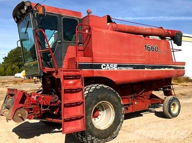 Case IH 1660 Mähdrescher