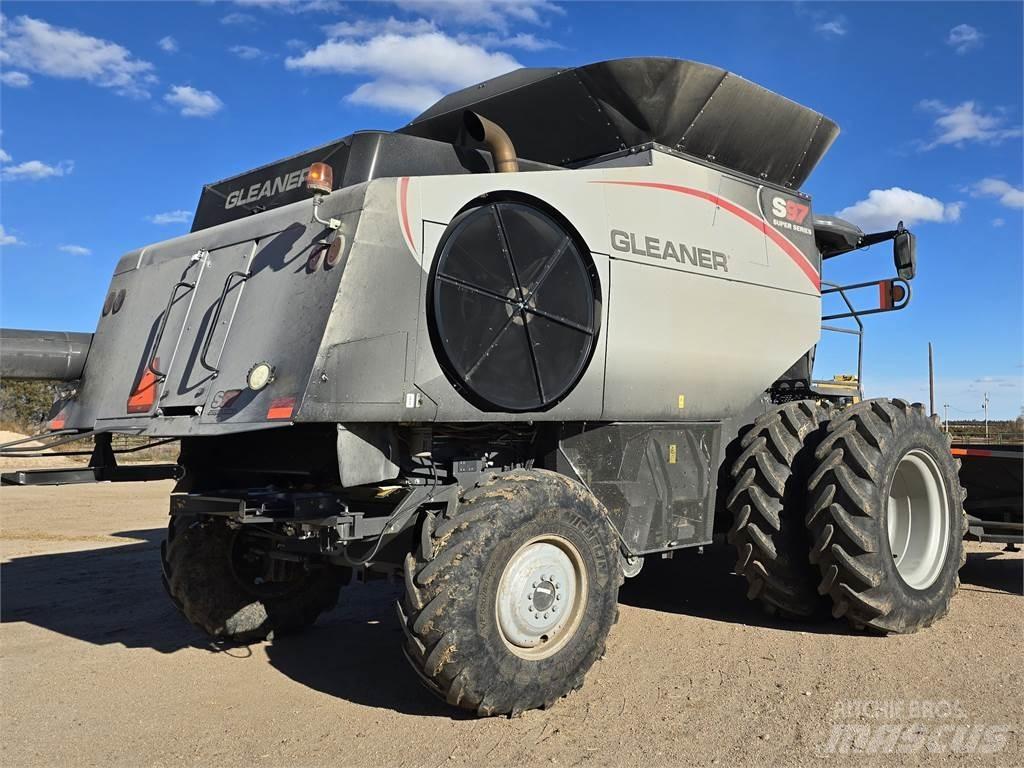 Gleaner S97 Mähdrescher